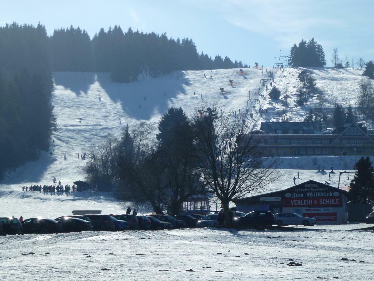 Ferienwohnung Sauerlandblick Goldhausen Bagian luar foto